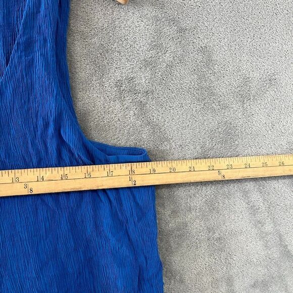 Everlane Womens The Naia Ripple Tank Top Deep Blue Flowy Textured Blouse Size M - Picture 7 of 10